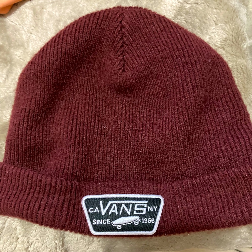 Vans Men’s Beanie/hat burgundy red!